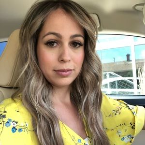 Meet your Posher, Christina